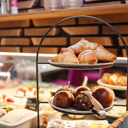 Garni Sirmian Hotel 3*