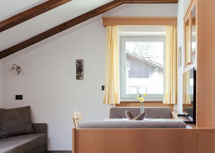 Garni Sirmian Hotel 3*