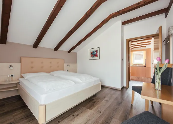 Garni Sirmian 3* Meran