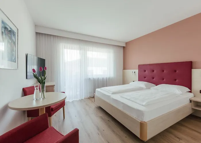 Garni Sirmian Hotel 3*