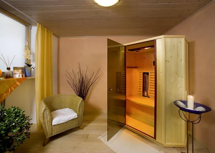 Hotel Garni Sirmian 3*